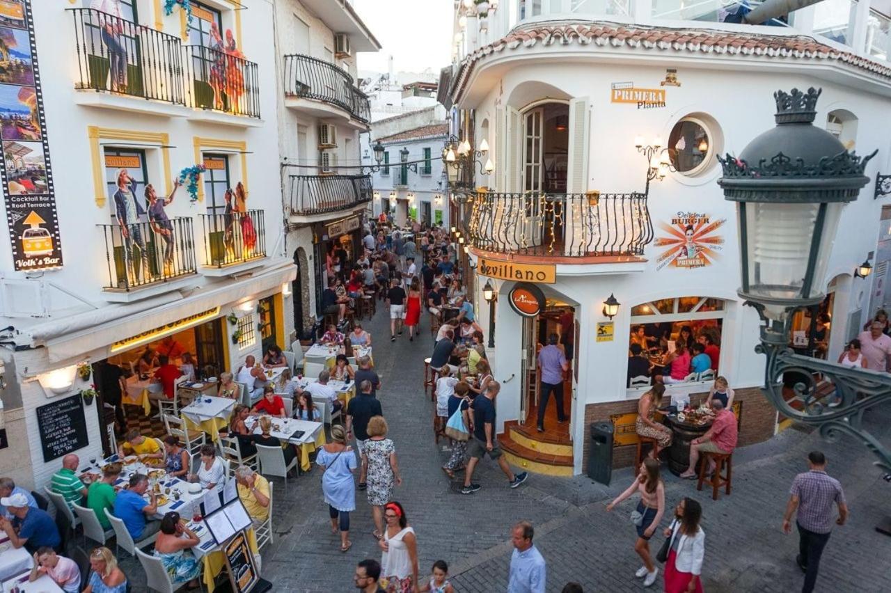 Atico Jimena Granada En El Centro De Nerja Apartman Kültér fotó