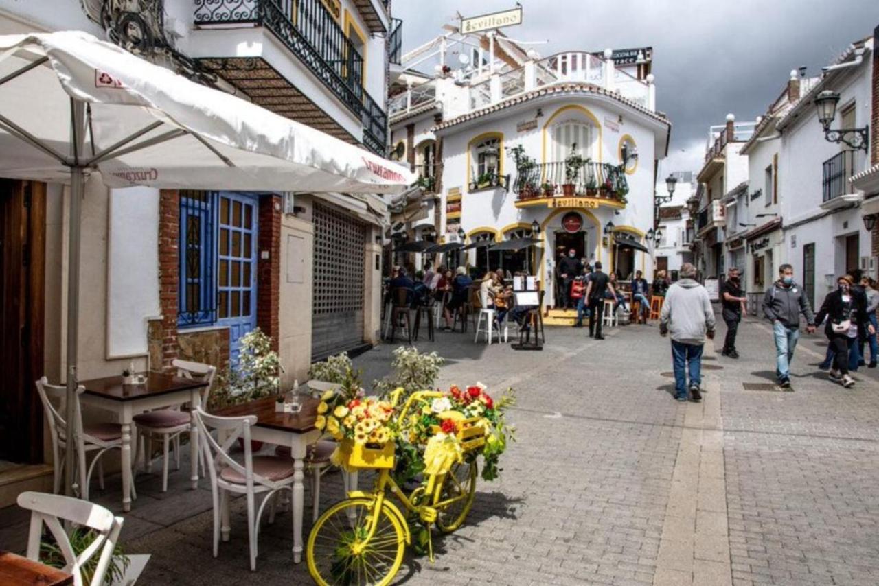 Atico Jimena Granada En El Centro De Nerja Apartman Kültér fotó