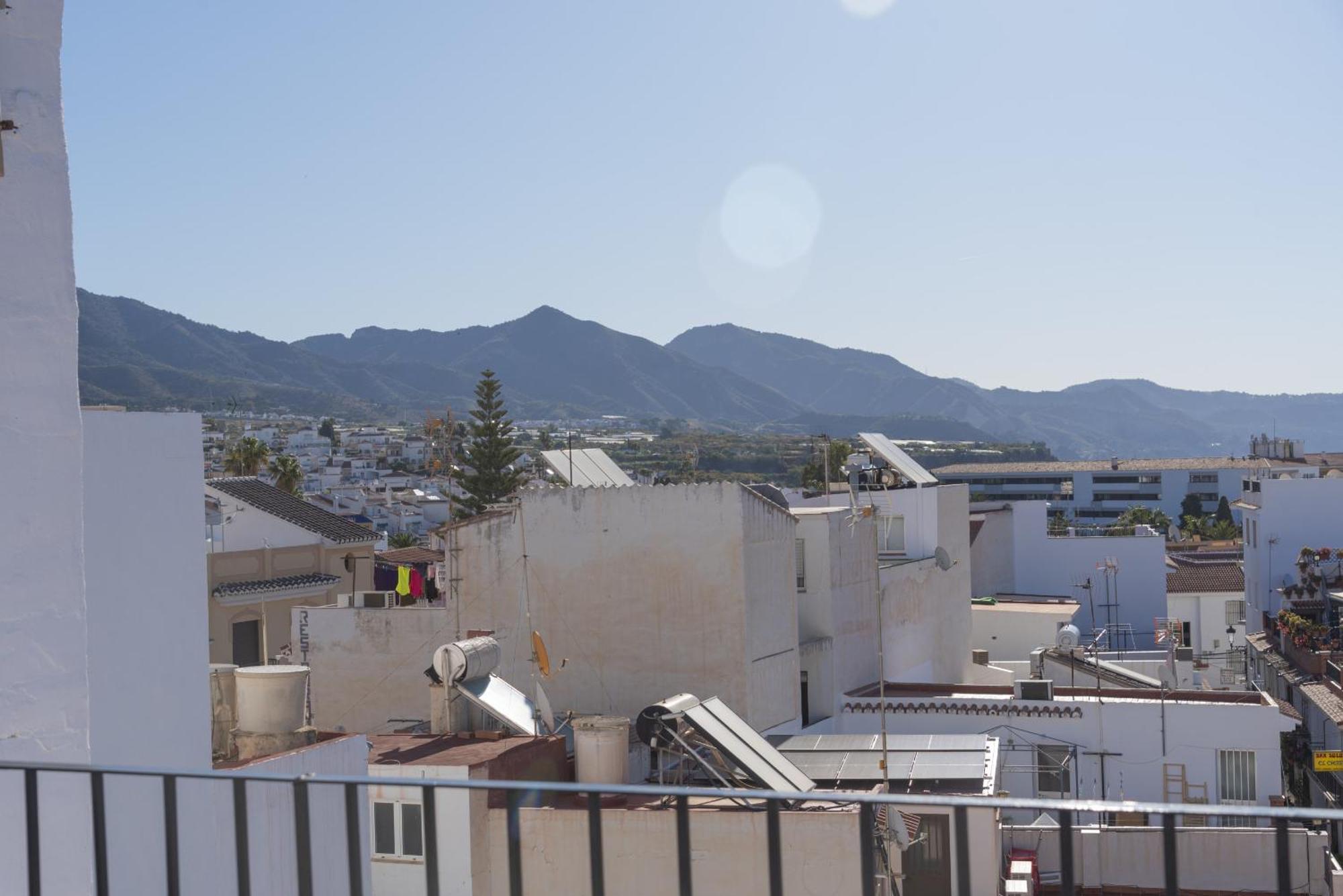 Atico Jimena Granada En El Centro De Nerja Apartman Szoba fotó