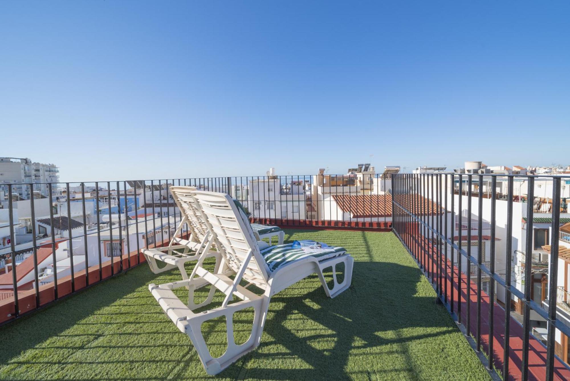 Atico Jimena Granada En El Centro De Nerja Apartman Szoba fotó