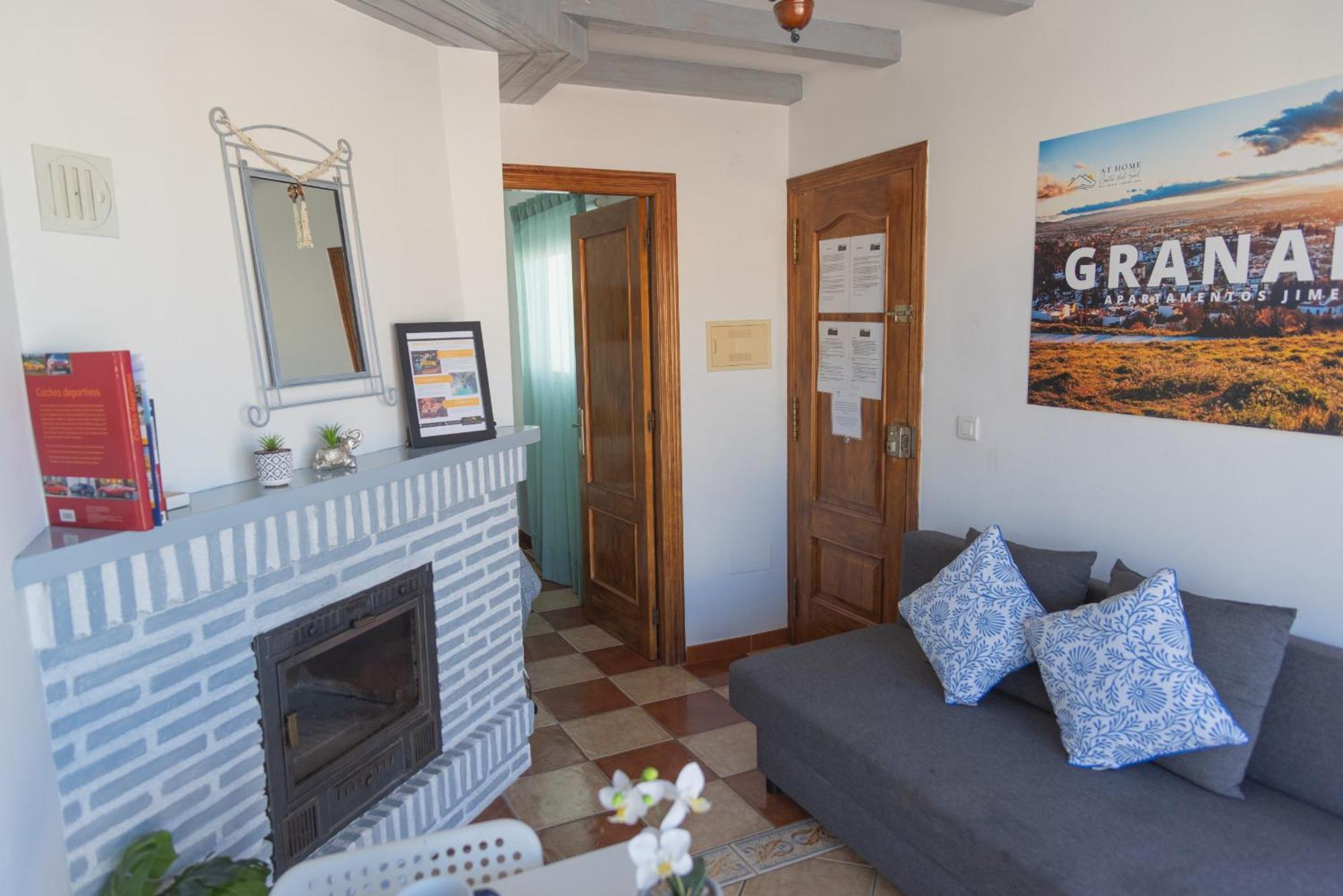 Atico Jimena Granada En El Centro De Nerja Apartman Szoba fotó